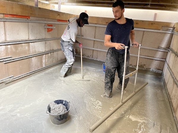 Coulage du radier pour bassin piscine le de france