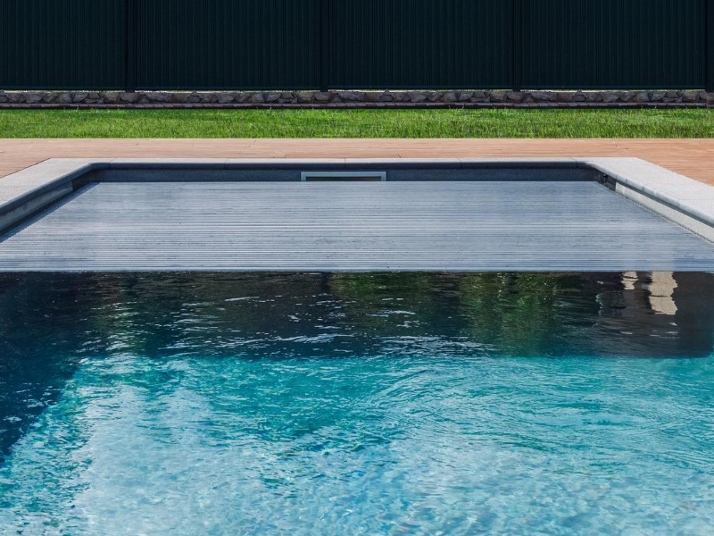 hivernage piscine couverture